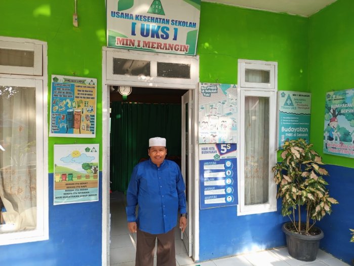 Bapak Jalil, S.Pd.I, Usulkan UKS MIN 1 Merangin Harus Berbenah.