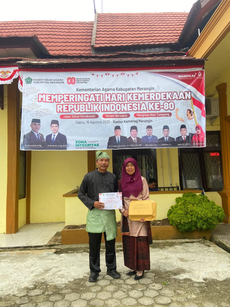 MIN 1 MERANGIN RAIH JUARA HARAPAN 1 LOMBA HIAS TUMPENG