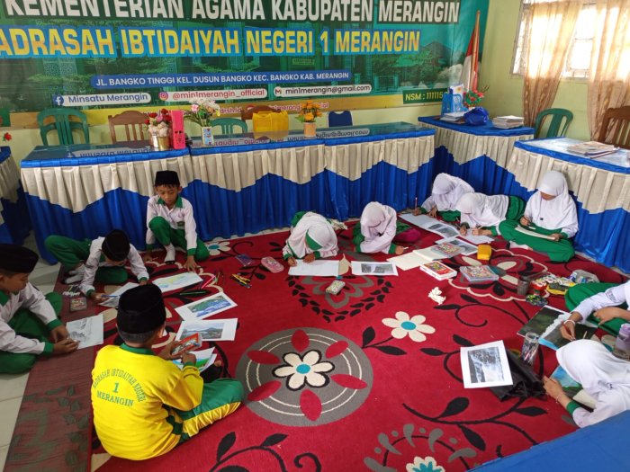 Pelatih Cabang Melukis, Gembleng Siswa Latihan Persiapan Aksioma