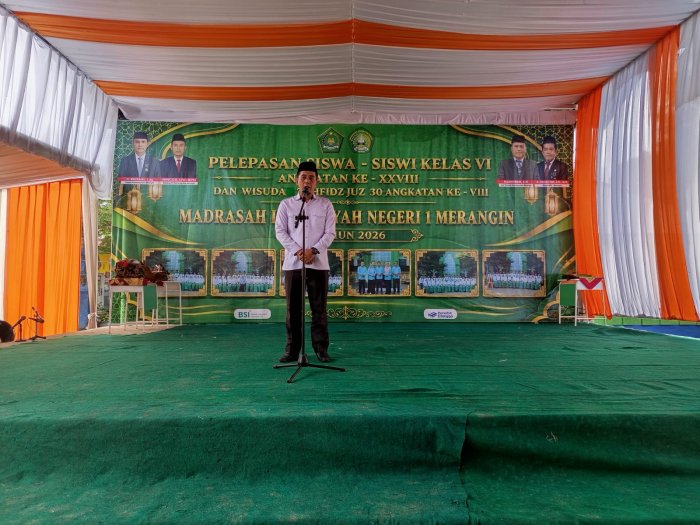 Kepala Kemenhaj Merangin, bapak Abdel Azis Wakili Sambutan Wali Murid. Kepala Kemenhaj Merangin, bapak Abdel Azis Wakili Sambutan Wali Murid.