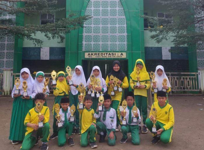 Belasan Siswa MIN 1 Merangin Borong Medali Olimpiade Anniversary Tahun 2025