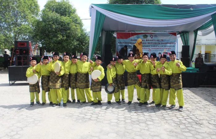  Hadroh MIN 1 Merangin, Persiapkan Lomba HAB Kemenag Ke-80