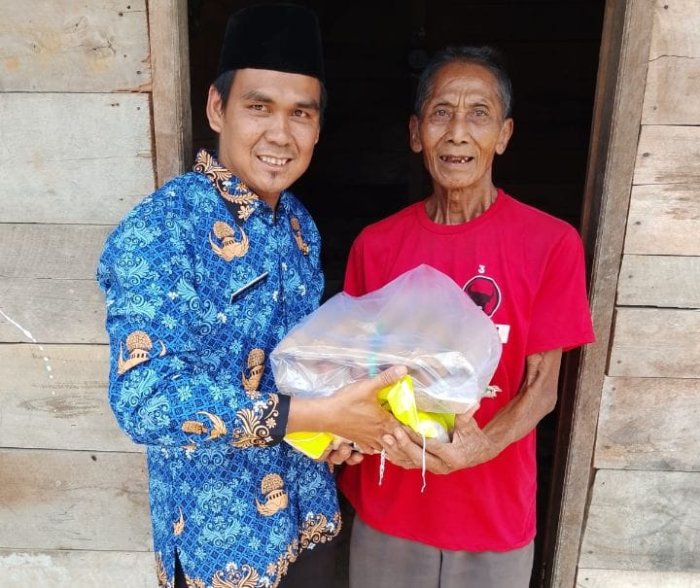 Sajudi, S.Pd.I, Indahnya Berbagi Wujud Syukur Lulus PPPK