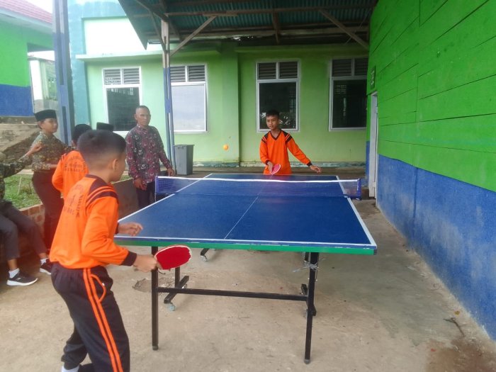 Tim Tenis Meja Minsamer Intensif Latihan Menjelang Aksioma di Jangkat