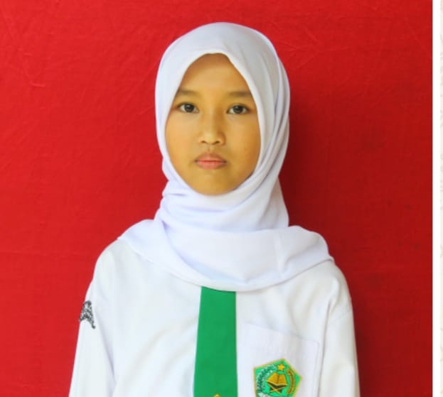 Aufa Rizki Tihani, Siswa MIN 1 Merangin Lulus Jalur Prestasi MTsN 1 Merangin Aufa Rizki Tihani, Siswa MIN 1 Merangin Lulus Jalur Prestasi MTsN 1 Merangin