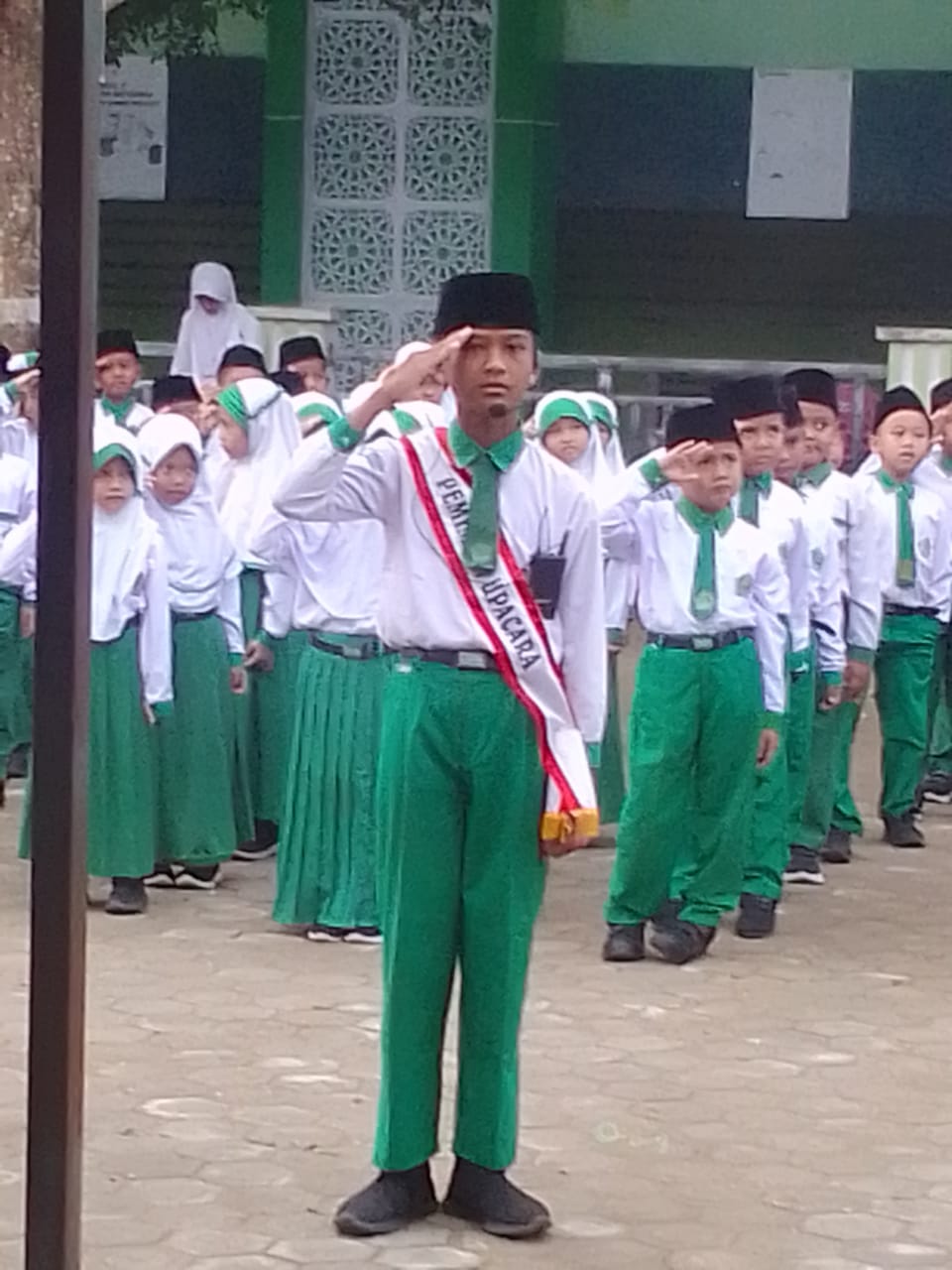 EMIR KAREM SOSOK KOMANDAN UPB TERLATIH