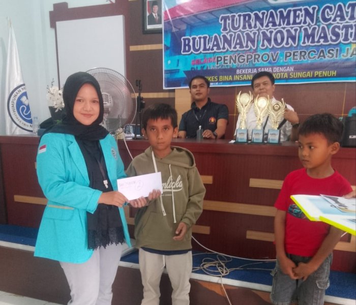 Saiyyid Arrasyid Siswa MIN 1 Merangin Raih Juara 2 SD & Best Junior 2 di Turnamen Catur Se-Jambi Saiyyid Arrasyid Siswa MIN 1 Merangin Raih Juara 2 SD & Best Junior 2 di Turnamen Catur Se-Jambi