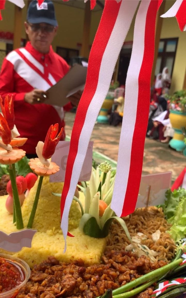 KEPALA KEMENAG, KETUA TIM PENILAI LOMBA HIAS TUMPENG