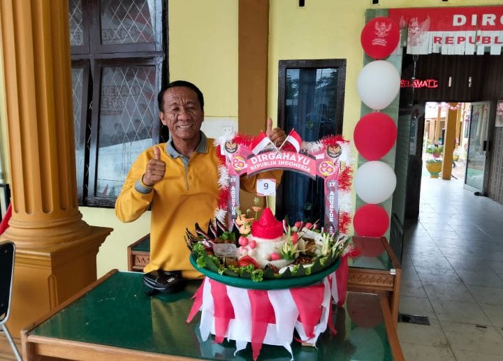 GURU MTsN 1 MERANGIN, IKUT POTO DI TUMPENG MINSAMER