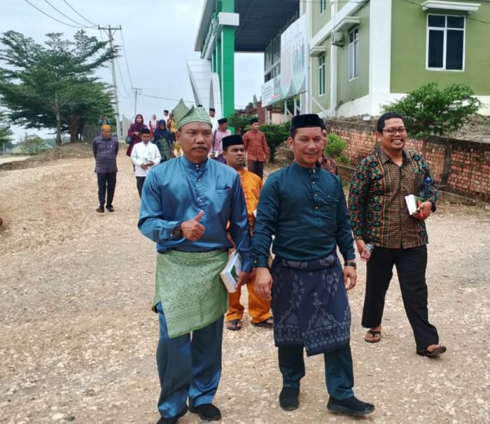 Bimtek Kurikulum Berbasis Cinta Berakhir dengan Orientasi Lapangan ke Ponpes Darul Arifin Jambi.