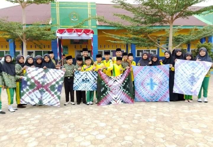 KEGIATAN P5RA FASE.C MIN 1 MERANGIN PEMBUATAN BATIK JAMBI.